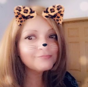 Meet your Posher, Monica